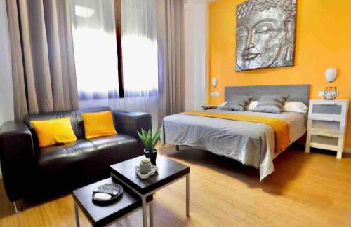 Precioso estudio con parking - Foto 1