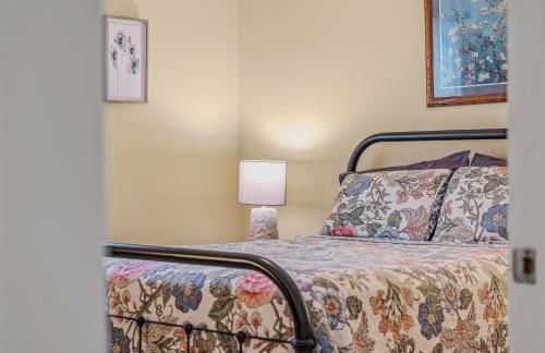 Mariposa Moon Cottage at Sleepy Creek - Wifi, Deck, Fire Pit, Creekside, View - Photo 38