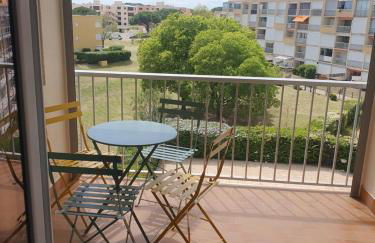 LES TERRASSES DE LA BARONNIE Appartement climatisé avec 1 chambre et piscine ouverte de fin Mai à mi Septembre Parking securisé avec accroches vélo disponible du 1er Avril au 30 Septembre sans supplement - Foto 19