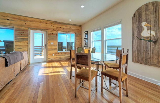 Waterfront w/ Bay Views, Shared Pool & Boat Dock Marlin Madness by Avantstay - Foto 9