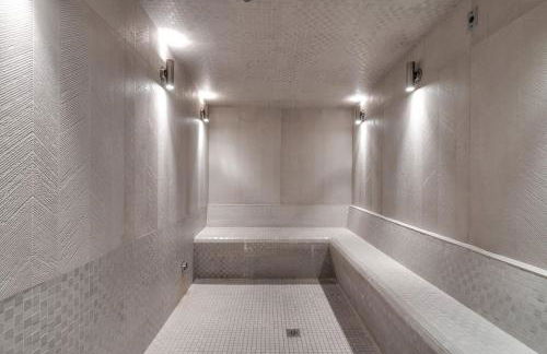 Tranquil 1 Bed Escape in Doral With Free Parking - Foto 35