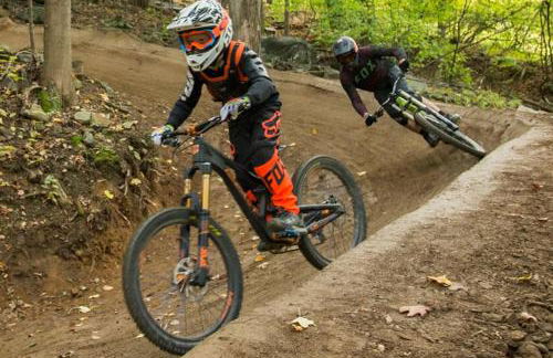 Luxe 10 guest Ski Cabin - Snowboarding Hiking Pools Golf Tennis - Foto 16