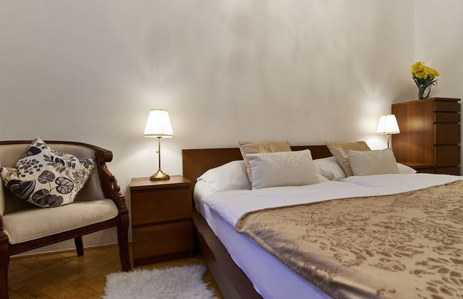 Old Town Square Royal Apartment - Photo 5