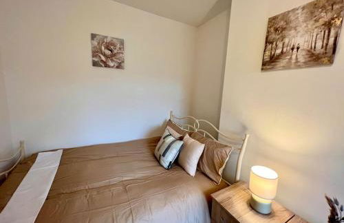 4 Bedroom Terrace house Near Town Center Wellingborough - Photo 19