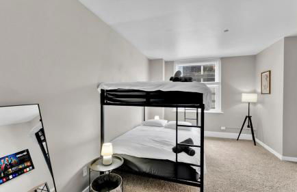 HEB04 Spacious & Stylish 2 Bedroom Condo Downtown Fort Worth, Free Parking, Walk to Convention Center - Foto 7