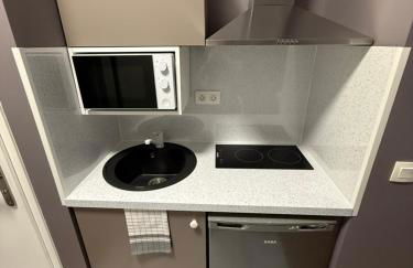 STUDIO 5 min station métro PARIS - Foto 8