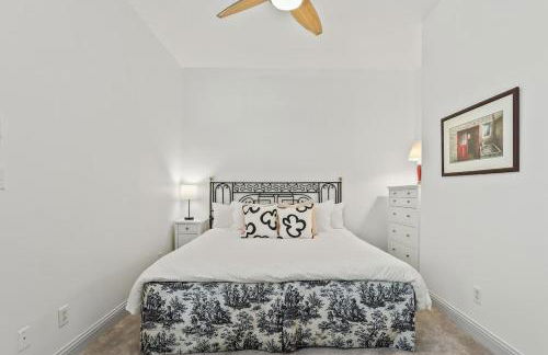 Quiet Historic Corner Easy Walk to Downtown Dining and Entertainment - Foto 4