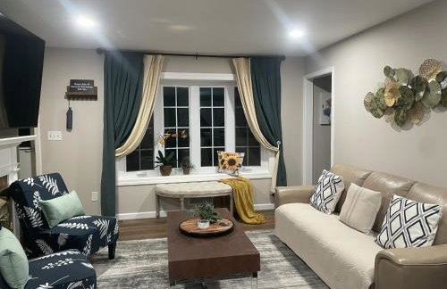 Private Estate, walk to Princeton downtown, 3 Bedrooms, 2 Bath, with Free Parking - Photo 12