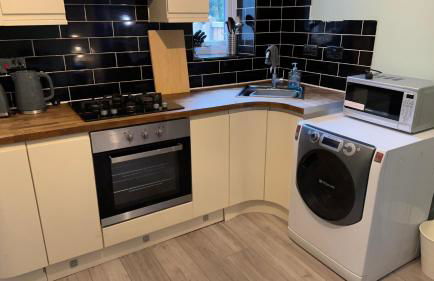 One Bedroom Apartment in Walsall Sleeps 4 FREE WIFI By Villazu - Foto 6
