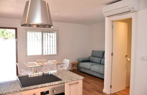 Casa Alex Torrevieja- Holiday House - con piscina comunitaria - Foto 8