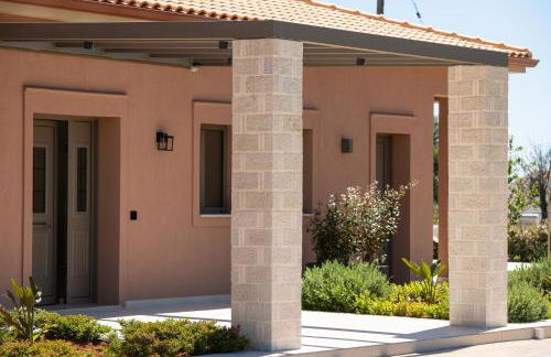 Reveli Suites - Photo 16