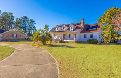 Paradise on Ocean Waterway Huge 5000 sq ft w Private Pool, Boat Dock, Grand Piano, Game Tables, BBQ, 1 acre Yard, Crib, Sleeps 34 - Photo 27