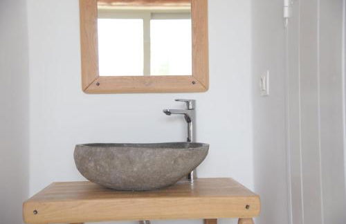 LAINI LUXURY SUITES - Photo 52