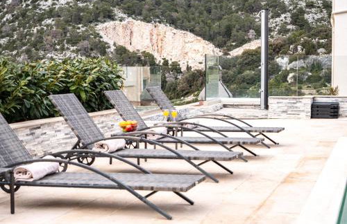 Elegant Hvar town villa with pool - Photo 18