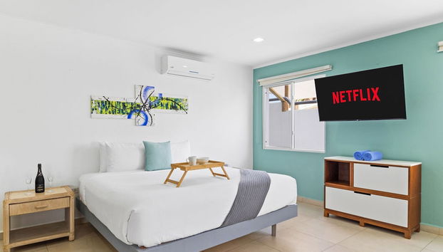 Brand NEW Central Modern Ground Studio With Pool - Foto 2, Habitación