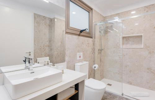 Luxury Villa Bianca by Holiday Rental Madeira - Photo 27