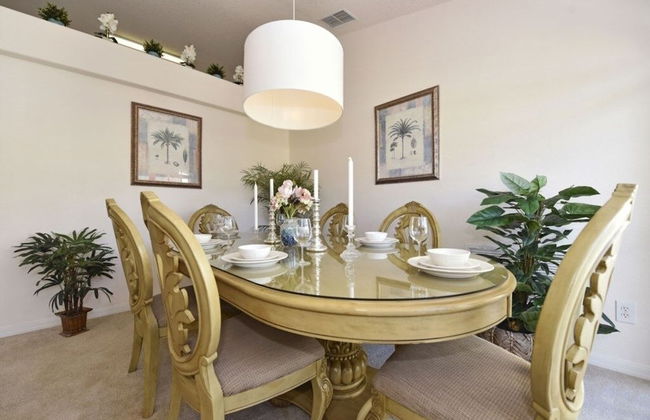 Beautiful 5 Bed Pool Game Room 5 Bedroom Home by RedAwning - Foto 23