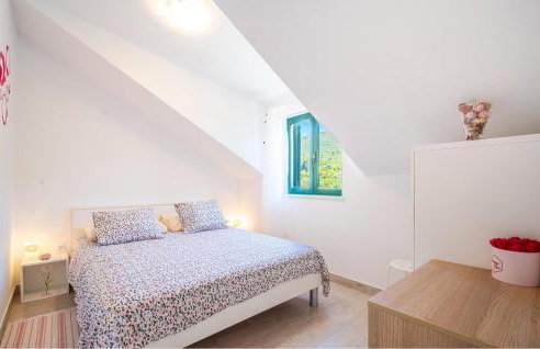 Beautiful Home In Pupnat - Photo 7