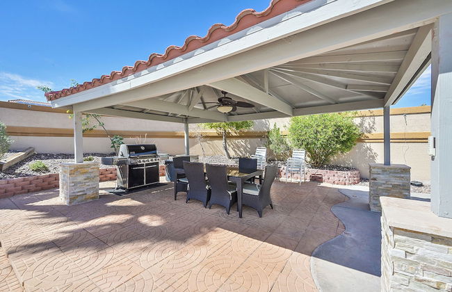 Villa - 8 Bedrms 5 Bths 15 Beds - Foto 32