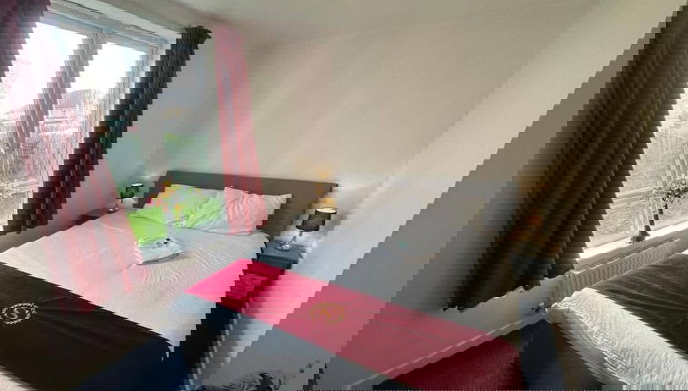 2 Bed Flat - Sleeps 4 - Parking - Wifi - Foto 1, Imagen principal