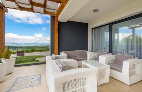 Nice Home In Udbina With Sauna - Photo 17