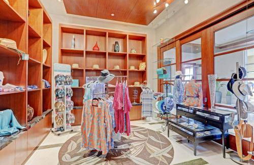 2B Beachfront condo! Pool! Games! 15 mins to PBI! - Foto 60