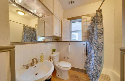 4 Mi to Downtown! Cozy Bungalow in San Antonio - Foto 16