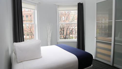 Stylish Newbury Street Studio, #4 - Photo 3