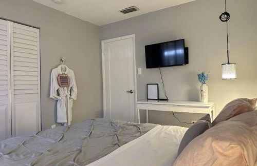 Newly Renovated Villa with Hot Tub - Foto 36