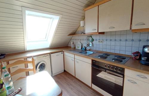 Dachgeschoss - Maria von Berg - Wohnen auf Zeit - Foto 12