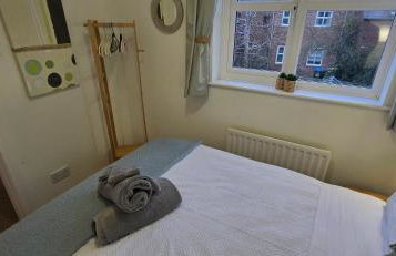 Rhubarb Retreat - Stylish House, Sleeps 5, 10 mins to Durham City & Parking & Garden - Foto 78