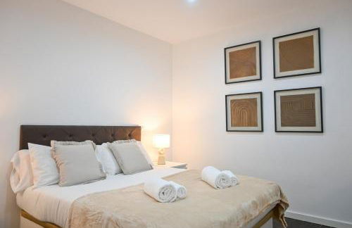 Apartment with Balcony on Calle Santa Engracia Temporal SEN1692 - Foto 30