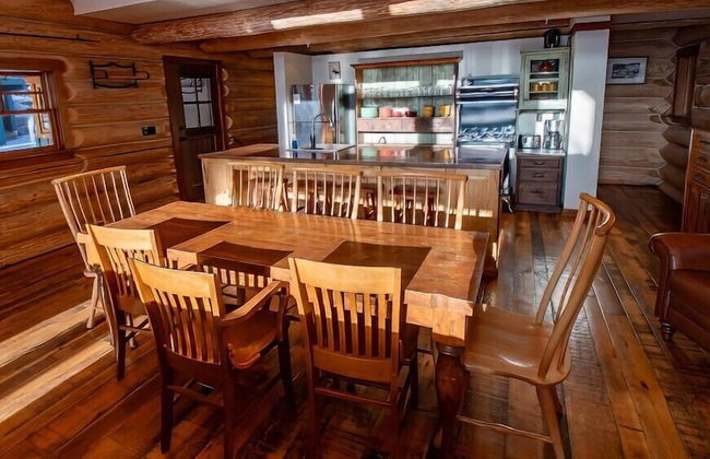 Snow Creek Cabins by Fernie Lodging Co. - Photo 64