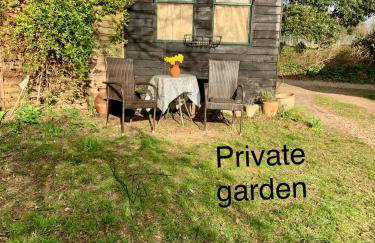 Stunning Location Devon - Photo 12