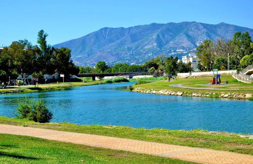 Marina XI Enjoy the Sun, Sea Views, Pools & BBQ Steps from the Beach in Mijas Costa & Fuengirola - Foto 18