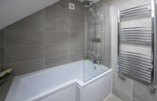 Beautiful, Peaceful, 5 Bedroom home with Hot Tub! - Foto 75