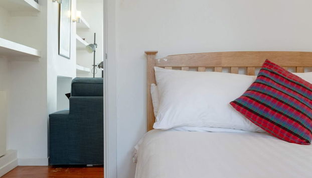 Fantastic and Bright 1 Bedroom Garden Flat - Foto 4, Habitación