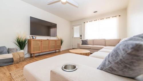 Newly Remodeled Family Friendly Home - Foto 1