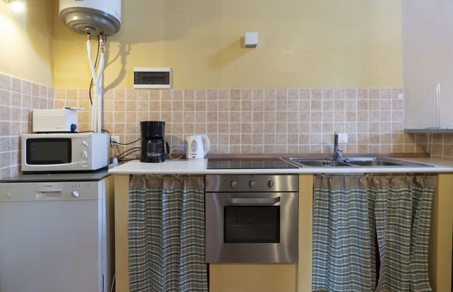 4 bedroom Apartment in Prelà with swimming pool and garden - Photo 4