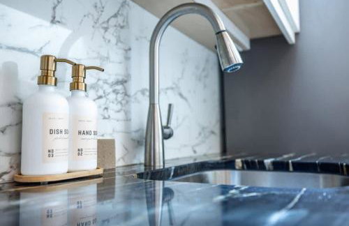 Light filled zen 3BR Penthouse - 7 min to Westport - Foto 18