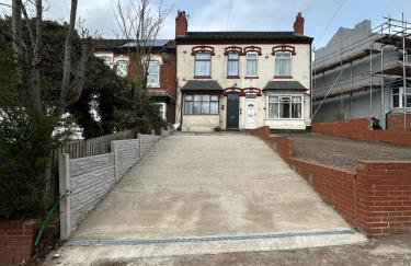 Minstead Houses - 5 Bedroom Contractor House Sleeps 9 Parking for 2 Vans Near Bromford Duddeston Fort Dunlop Star City HS2 - Photo 2