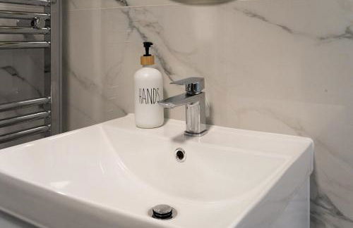 Luxe 5-bedroom House with Hot Tub, Pool table & Football Table - Foto 27