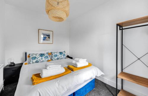 Spacious Bedford House Sleeps 6 Superfast WiFi Weekly Rates - Foto 4