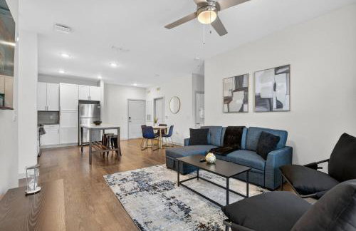 Nice 2 BR Apt|King Bed|Pool |Gym|Clse 2 Beach/Mayo - Foto 14