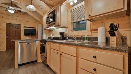 Ryon Tiny Home Cabin City-side Rustic Retreat - Foto 4