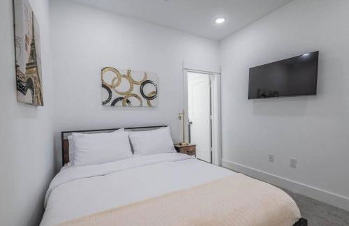 Your home away from home - Photo 4