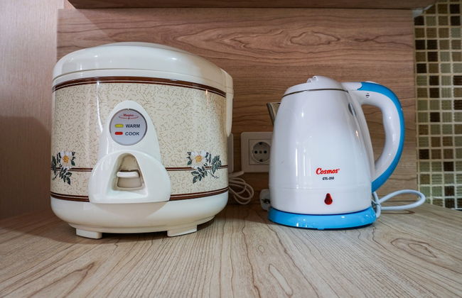 Best Homey Studio at The Oasis Apartment - Photo 22