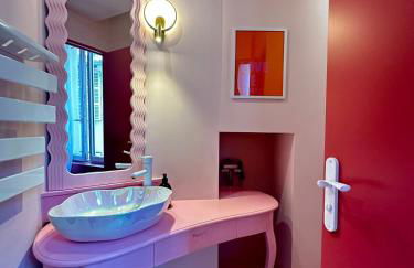 LE LOVE-ROOM, Jacuzzi, Hyper-centre - Foto 3