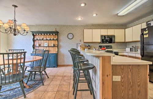 Timber Creek Townhome with 2 Decks and Mtn Views! - Foto 9