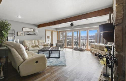 Lakefront Home w/ Private Dock, Slip, Kayaks & Paddleboards at the 7mm - Foto 2